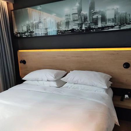 Park Inn By Radisson Shanghai Huanqiugang Luaran gambar